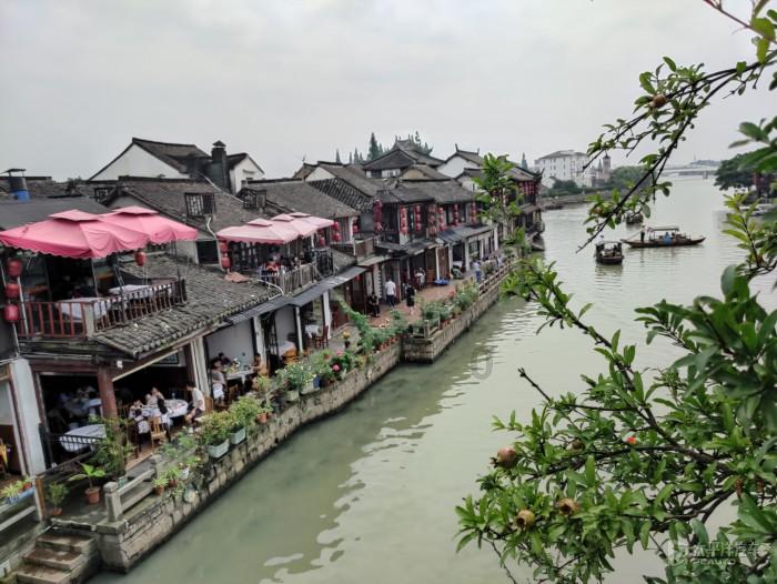 逃出上锁的现代房间7